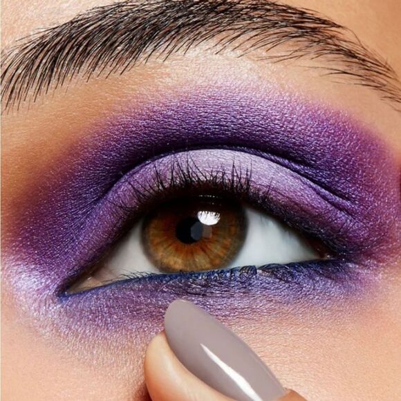 Mac Cosmetics Frost Eyeshadow - Picture 8 of 10